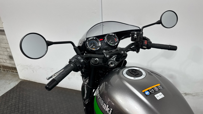Kawasaki Z R900EKF (19MY)